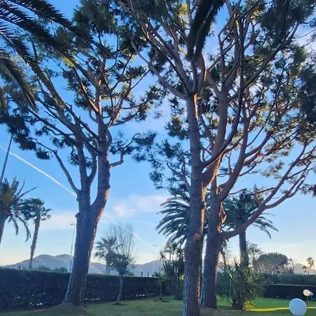 Front De Mer - 3 Star * 칸느