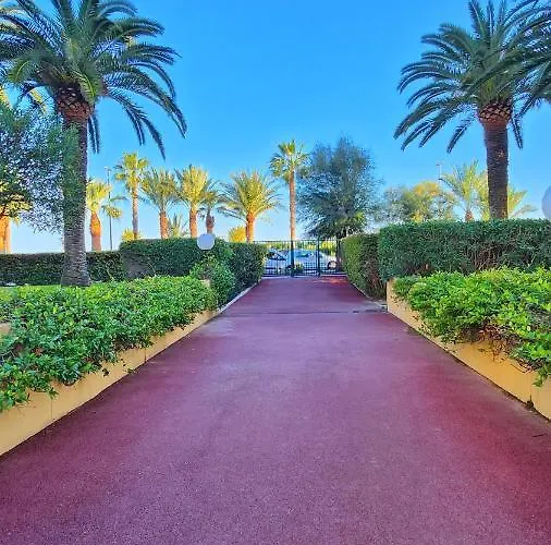 Front De Mer - 3 Star